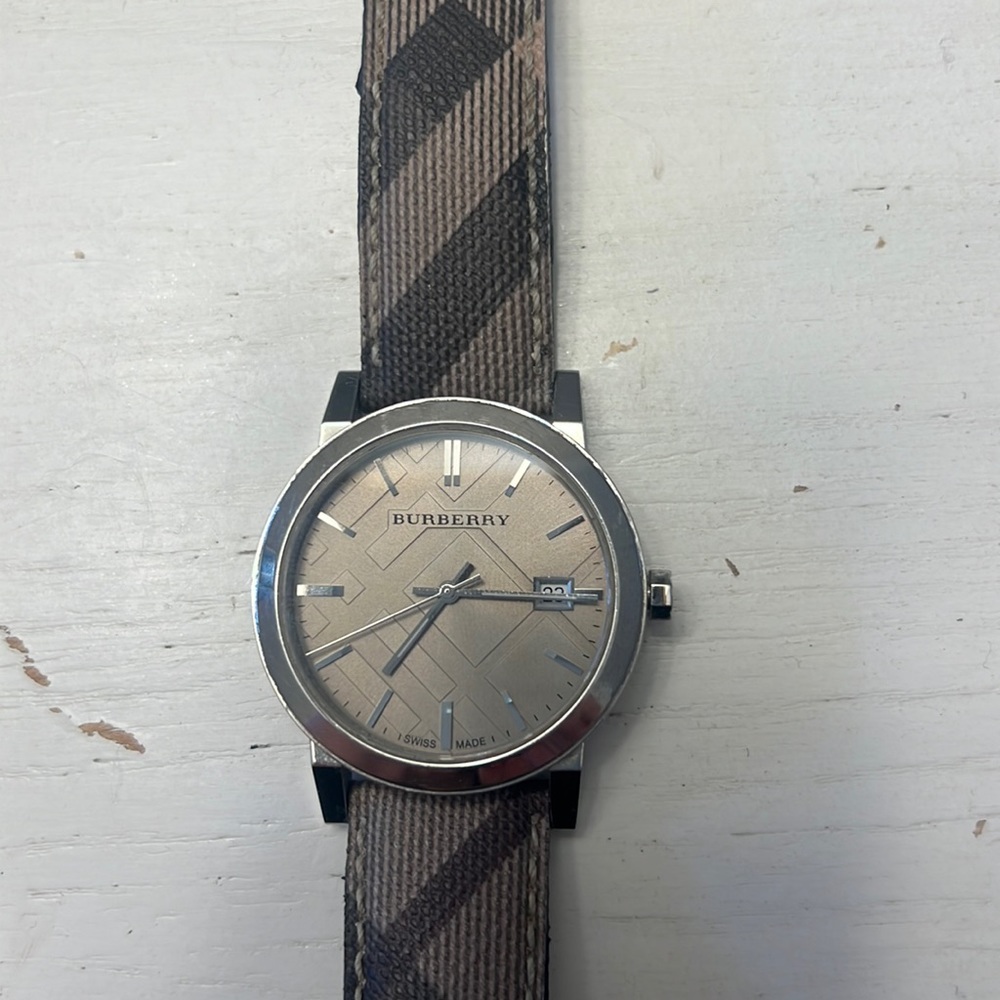 Burberry BU9029 Wrist Watch
